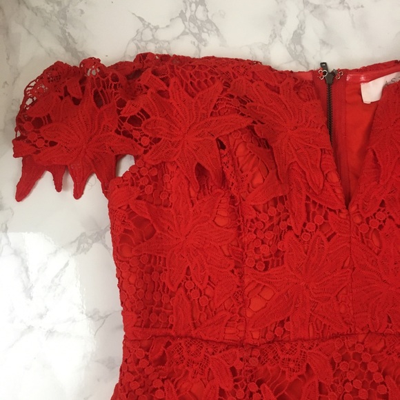 LAST DAY TO PURCHASE! ASTR The Label Daniel Off-the-Shoulder Lace Dress - Picture 5 of 16